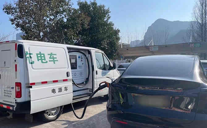 江南区汽车搭电