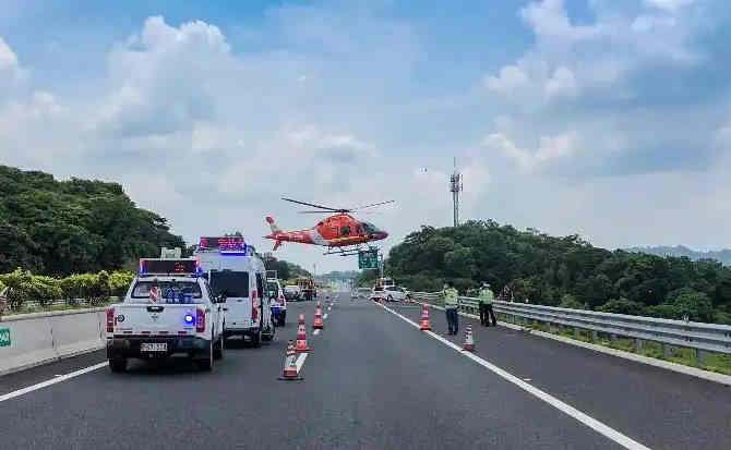 江南区高速公路汽车救援案例