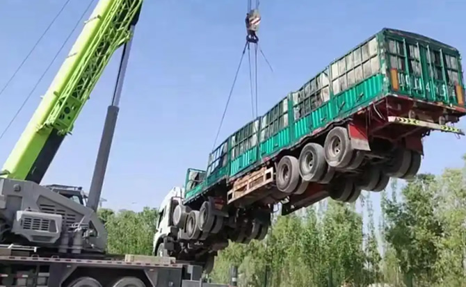 江南区道路脱困救援案例